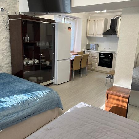 Samal-2 Hotel อัลมาตี ภายนอก รูปภาพ